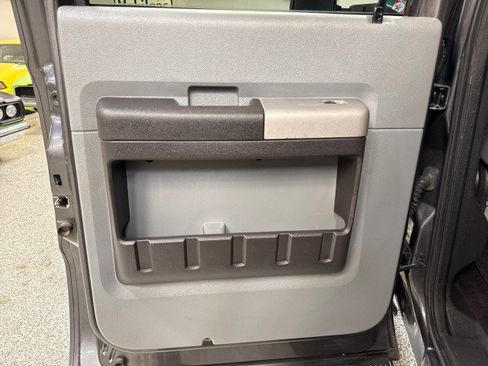 Used 2015 Ford F250 XLT w/ XLT Value Package image 38