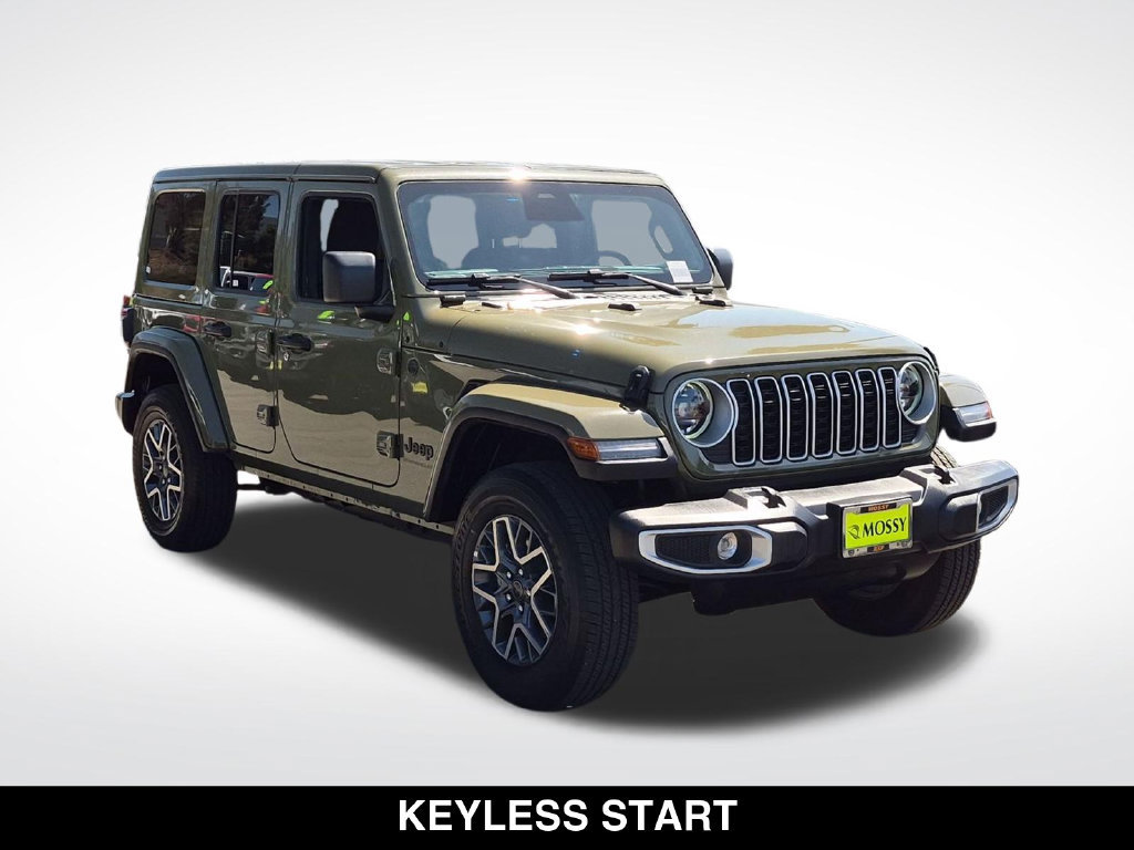 Used 2026 Jeep Wrangler Unlimited Sahara AWD/4WD image 2