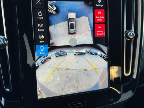 New 2026 Volvo XC40 B5 Plus w/ Protection Package Premier image 15