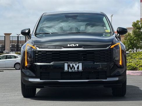 New 2026 Kia Sportage LX FWD image 9