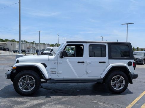 Used 2021 Jeep Wrangler Unlimited Sahara AWD/4WD image 4