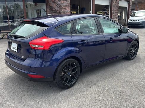 Used 2016 Ford Focus SE w/ Equipment Group 201A FWD image 17