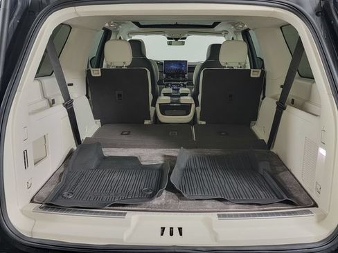 Used 2024 Lincoln Navigator L Black Label AWD/4WD image 16