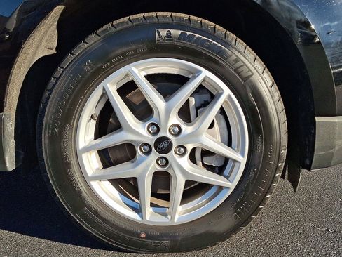 Used 2024 Ford Edge SEL image 8