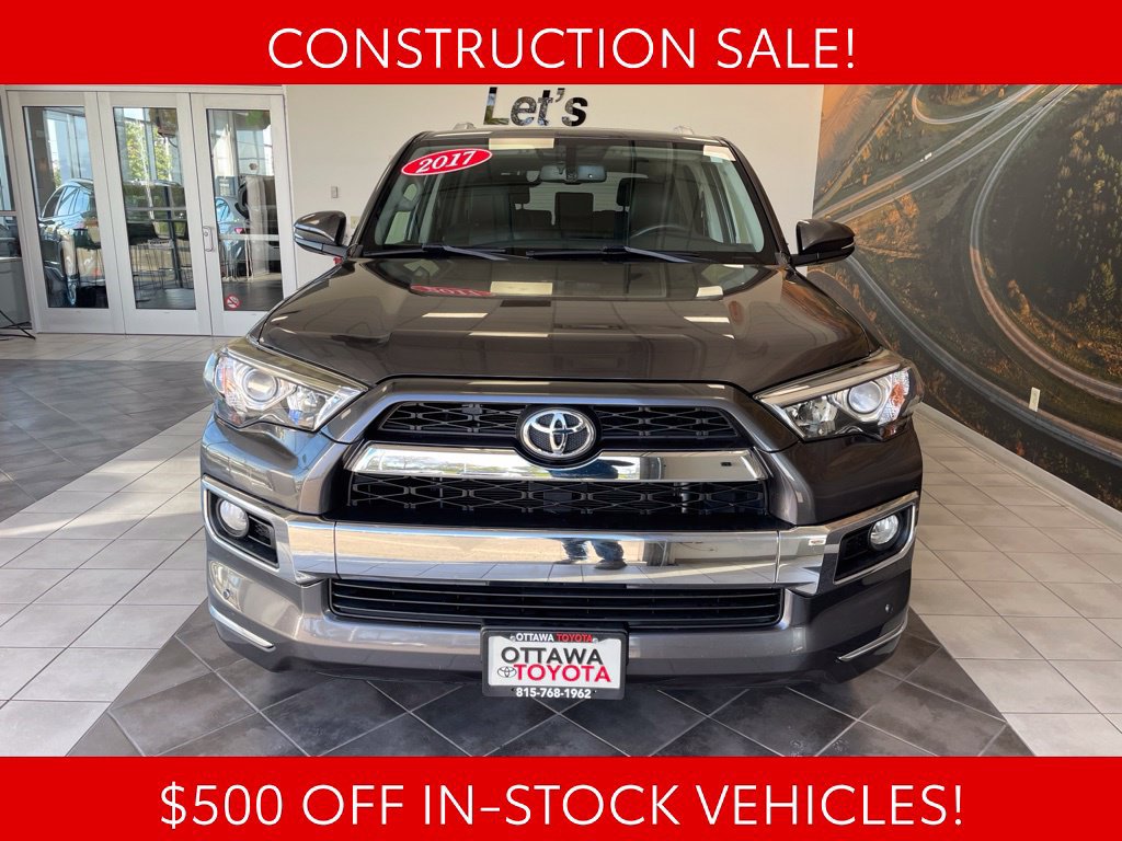 Used 2017 Toyota 4Runner Limited AWD/4WD image 4
