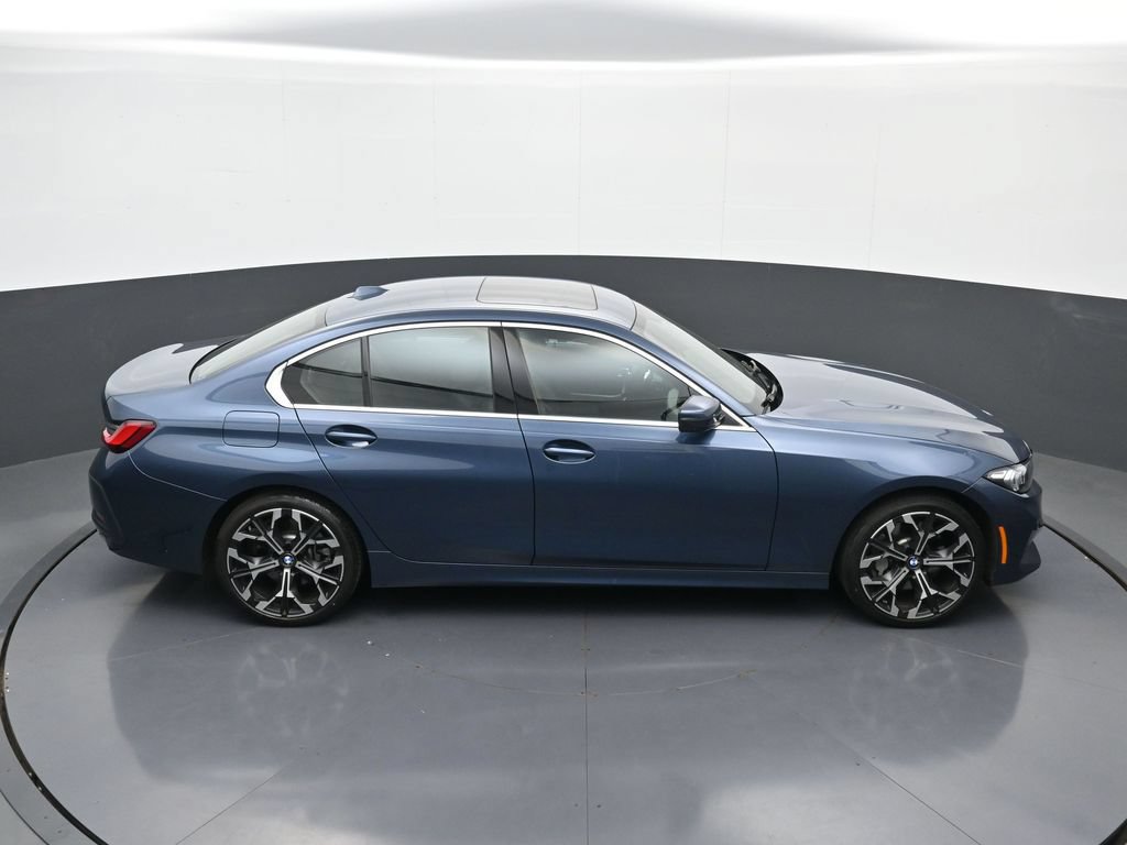 Used 2026 BMW 330i xDrive Sedan AWD/4WD image 36
