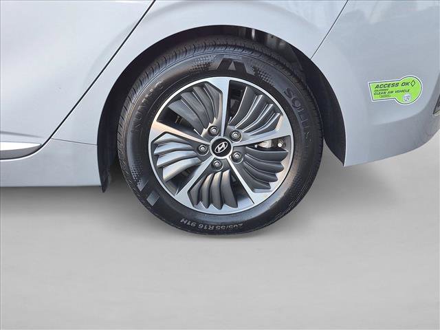 Used 2022 Hyundai Ioniq SEL FWD image 20