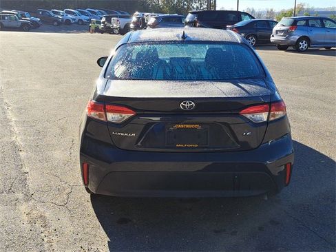 Used 2024 Toyota Corolla LE image 4