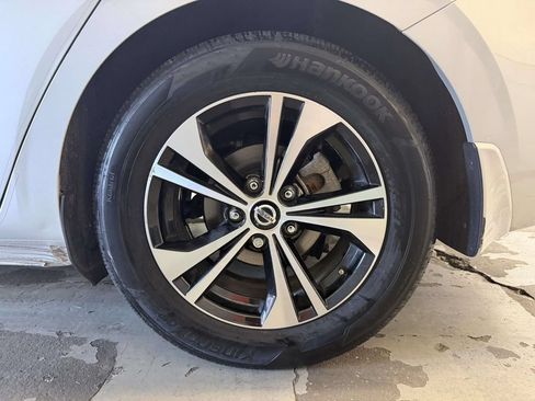 Used 2022 Nissan Sentra SV FWD image 5