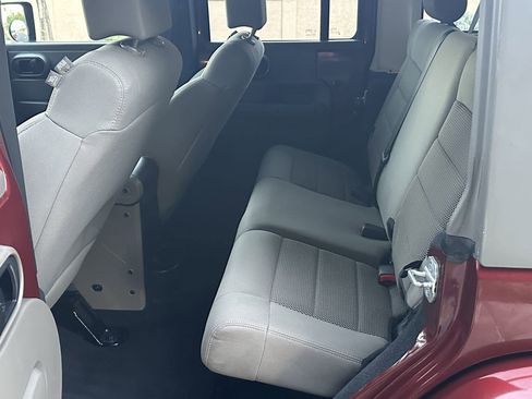 Used 2008 Jeep Wrangler Unlimited Sahara w/ Dual Top Group image 14