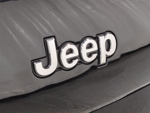 Used 2021 Jeep Grand Cherokee L Limited image 12