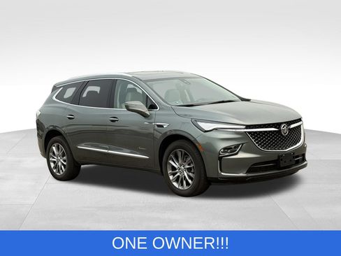 Used 2023 Buick Enclave Avenir w/ Avenir Technology Package AWD/4WD image 13