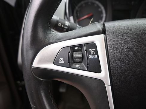 Used 2013 GMC Terrain SLE image 32