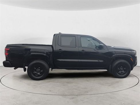 Used 2022 Nissan Frontier S w/ Technology Package image 6