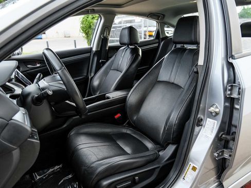 Used 2017 Honda Civic Touring image 29