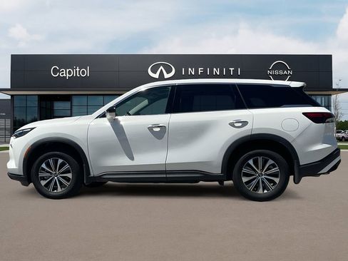 Used 2025 INFINITI QX60 Pure image 9