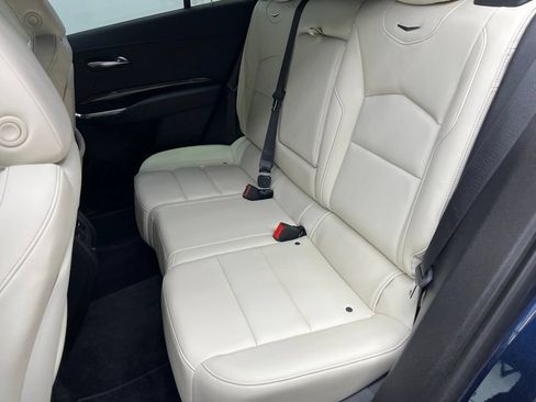 Used 2019 Cadillac XT4 Sport w/ Driver Awareness Package FWD image 7