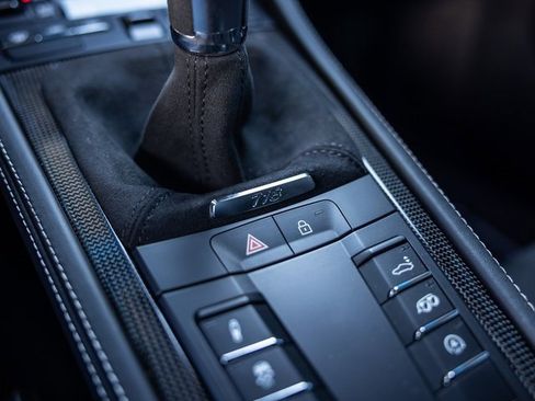 Used 2025 Porsche 718 Cayman GT4 image 49