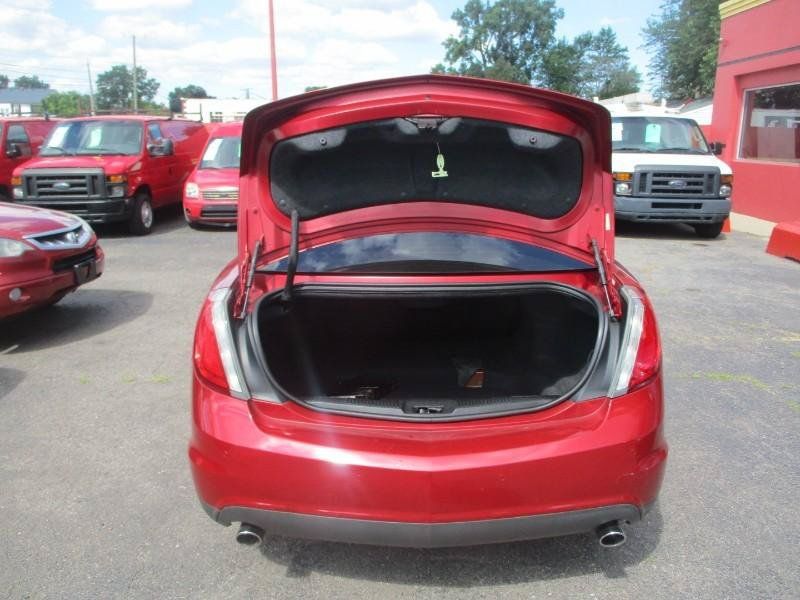 Used 2010 Lincoln MKS AWD image 6