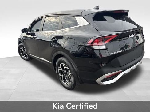 Used 2023 Kia Sportage LX image 5