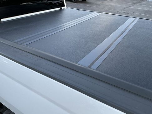 Used 2018 Chevrolet Silverado 1500 LT w/ All Star Edition image 3