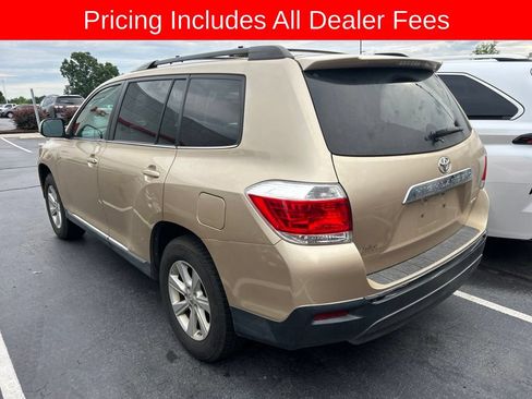 Used 2013 Toyota Highlander SE AWD/4WD image 9
