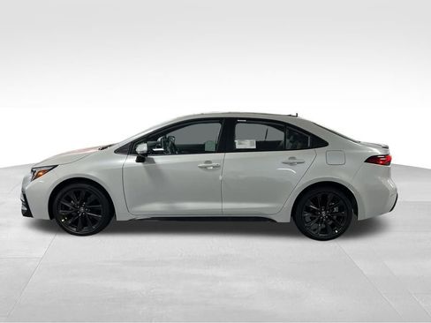 New 2026 Toyota Corolla XSE image 2