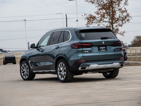 New 2026 BMW X5 sDrive40i w/ Climate Comfort Package image 3