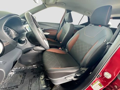 Used 2019 Nissan Kicks SR FWD image 19