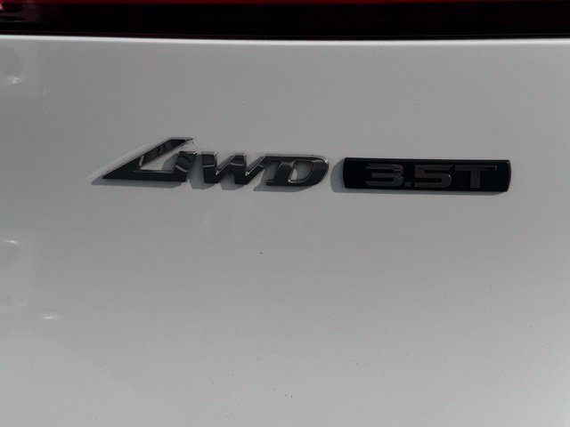 Used 2023 Genesis GV70 3.5T Sport w/ Sport Prestige Package AWD/4WD image 7