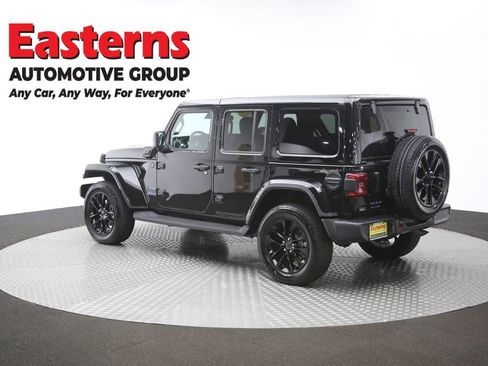 Used 2025 Jeep Wrangler Unlimited Sahara AWD/4WD image 63