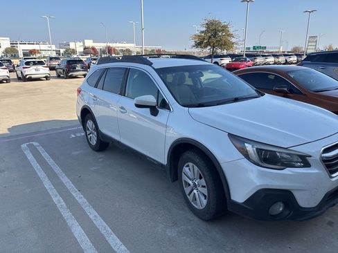 Used 2018 Subaru Outback 2.5i Premium w/ Protection Package #1 image 3