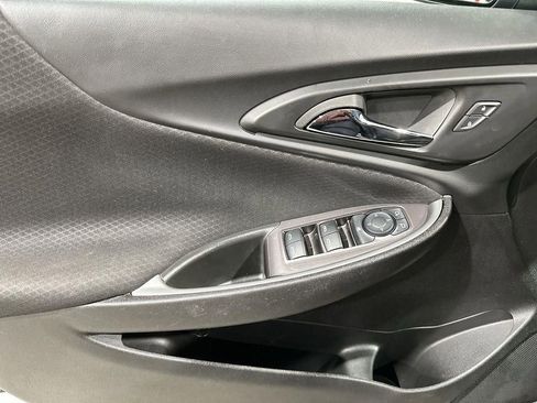 Used 2024 Chevrolet Malibu LT image 14