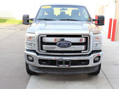 Used 2013 Ford F250 XLT w/ XLT Value Pkg AWD/4WD image 3