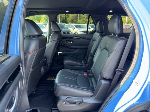 Used 2024 Honda Pilot TrailSport image 28