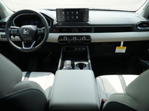 New 2026 Honda Pilot image 22