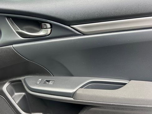 Used 2018 Honda Civic Sport image 18