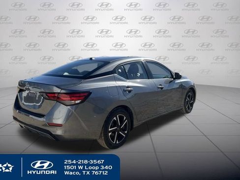 Used 2024 Nissan Sentra SV image 9