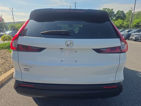 Used 2024 Honda CR-V EX-L image 6