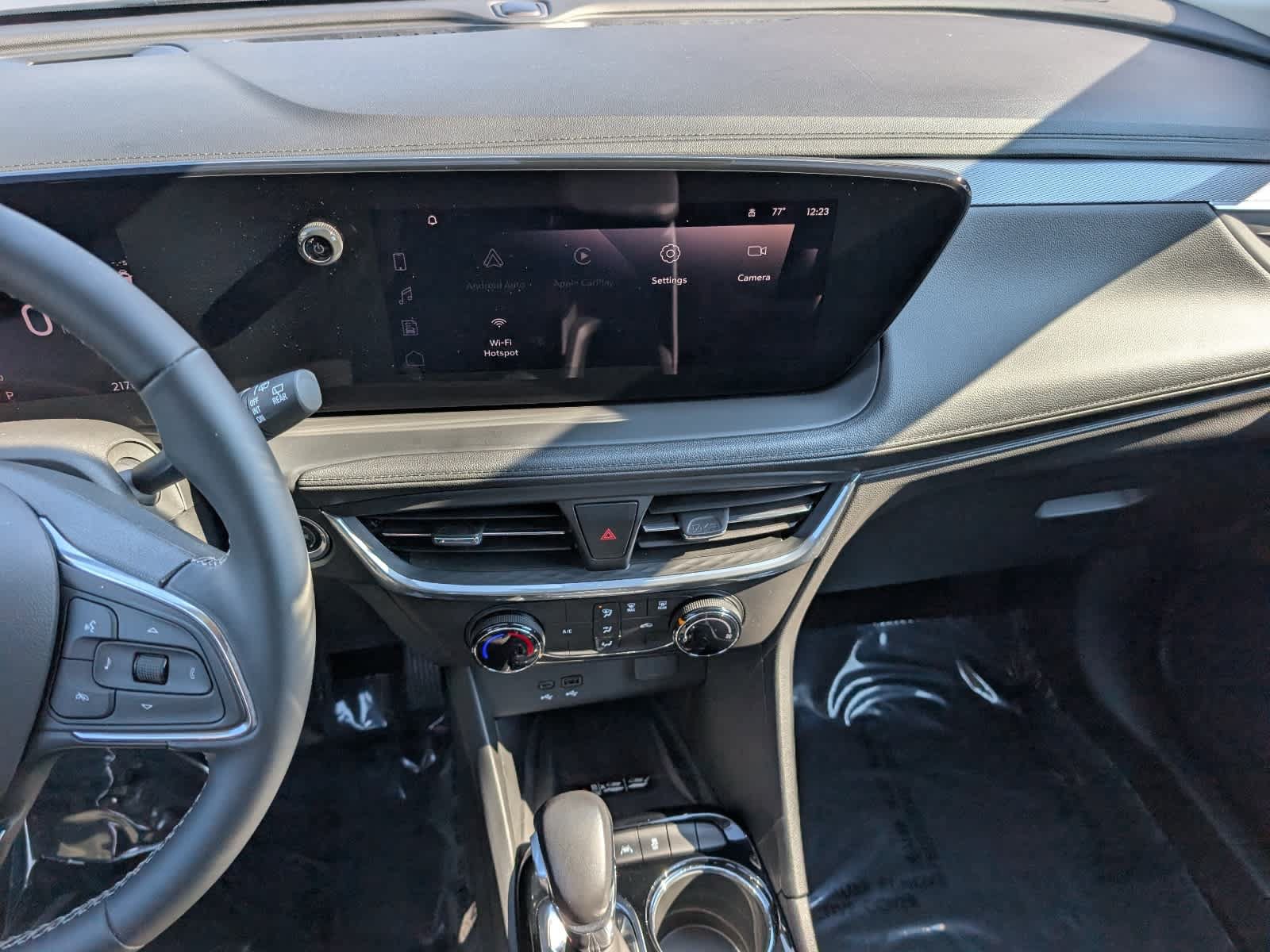 Certified 2024 Buick Encore GX Preferred w/ Advanced Technology Package FWD image 17