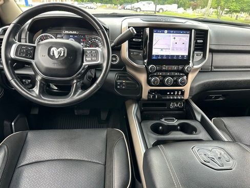 Used 2022 RAM 2500 Laramie AWD/4WD image 4