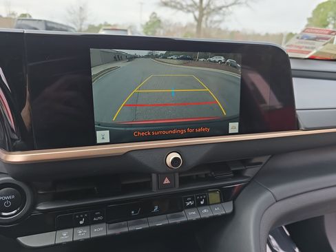 Used 2023 Toyota Crown XLE image 25