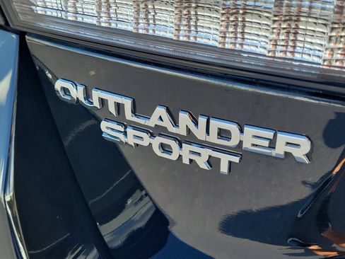 Used 2025 Mitsubishi Outlander Sport ES AWD/4WD image 6