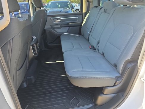 Used 2019 RAM 1500 Big Horn image 32