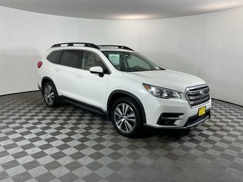 Used 2019 Subaru Ascent Premium AWD/4WD image 3