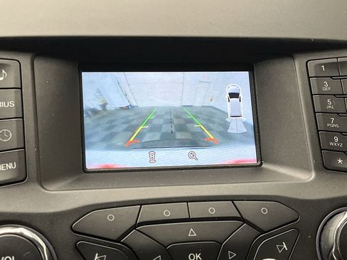 Used 2018 Ford Edge SEL image 5