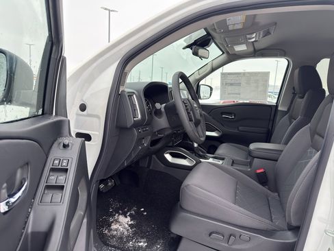 New 2026 Nissan Frontier SV image 10