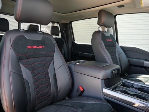 New 2026 Ford F250 Lariat w/ Black Appearance Package AWD/4WD image 22