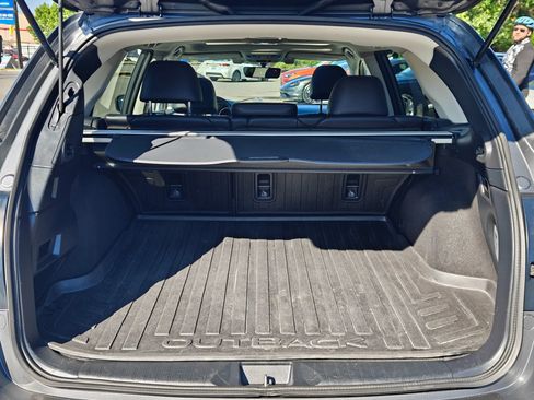 Used 2018 Subaru Outback 2.5i Limited AWD/4WD image 42