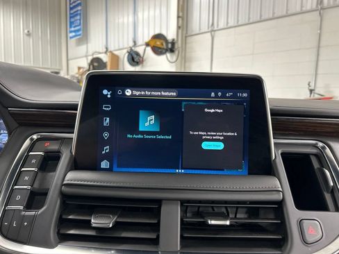 Used 2023 Chevrolet Tahoe High Country AWD/4WD image 14